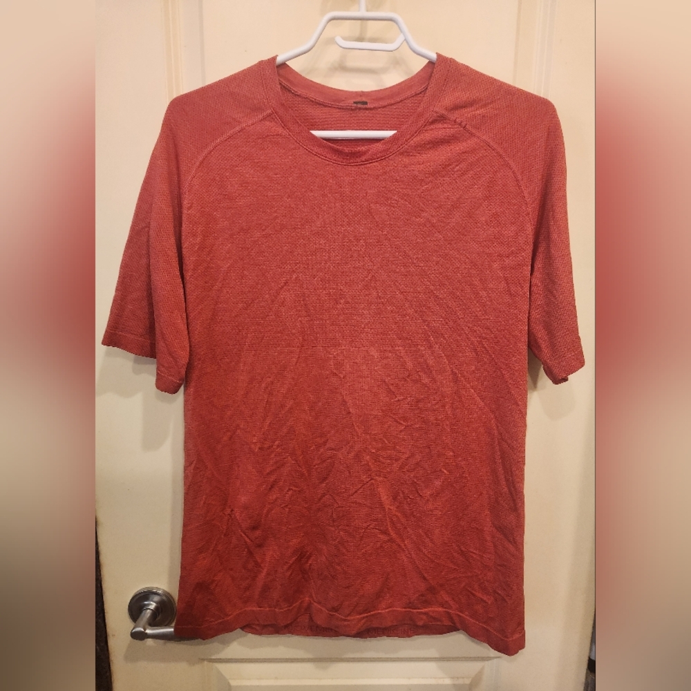 Men's Red T-Shirt Lululemon, Movement Is Medicine